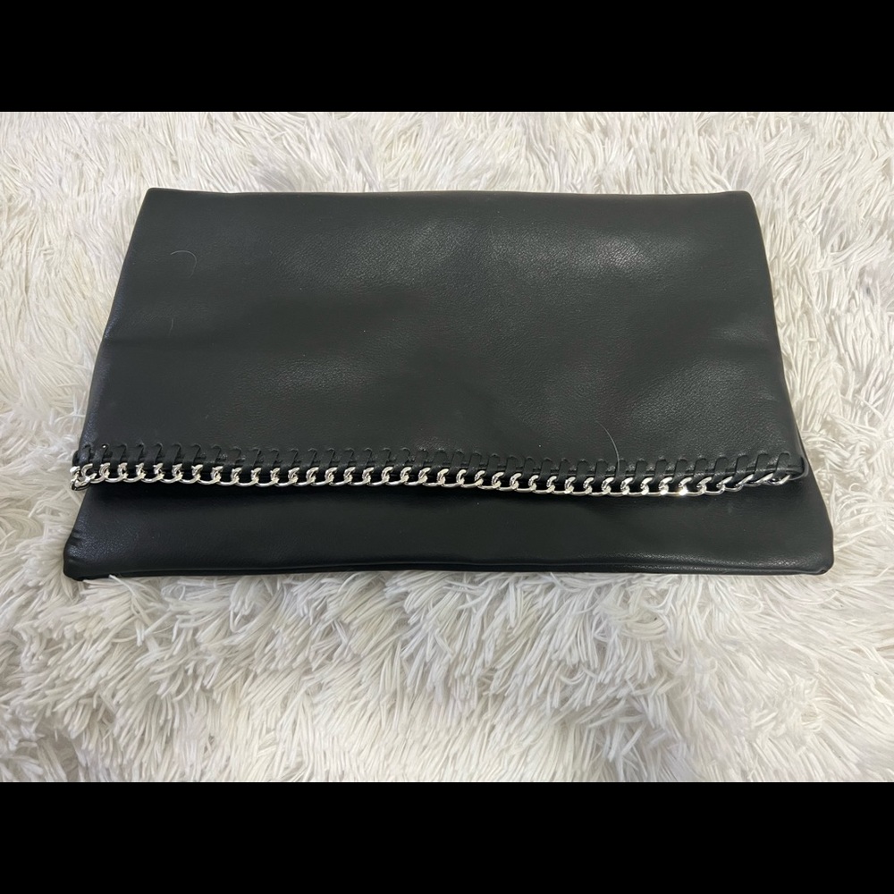 large open clutch
